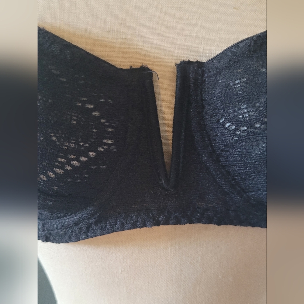 Free People Strapless Black Underwired Bandeau Lace Bras - Picture 2 of 9